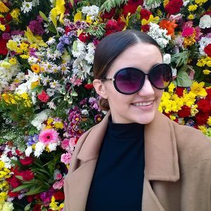 Meet your Posher, Chrissy